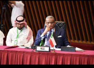 إعادة الهيكلة وتحديث هويتها لتصبح 